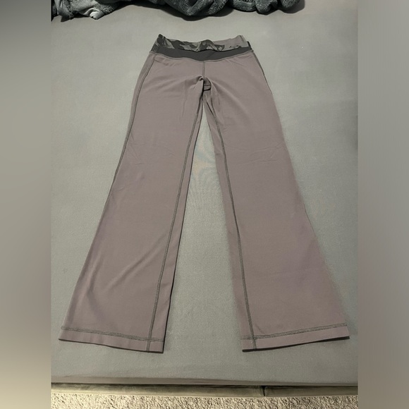 lululemon athletica Pants - Lululemon Astro Pants Size 6